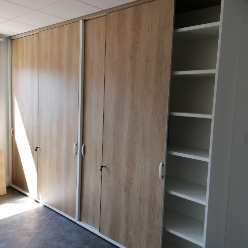 NEWFORMS AMENAGEMENTS Fabricant De Mobilier Sur Mesure En France ARMOIRE PORTES COULISSANTES