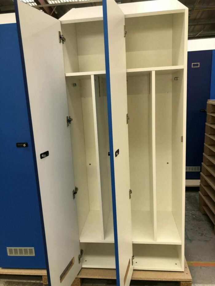 NEWFORMS AMENAGEMENTS Fabricant De Mobilier Sur Mesure En France VESTIAIRES 6